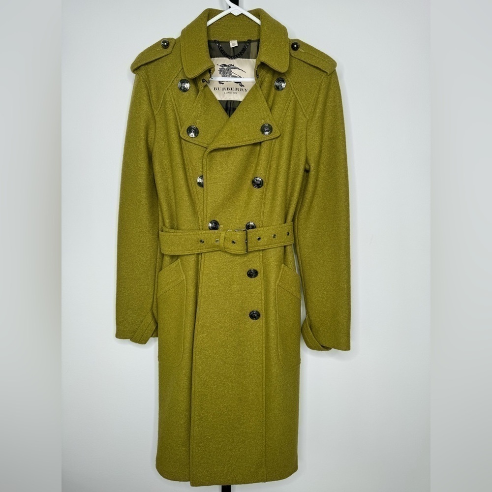 Burberry Women's Wool Trench Coat - Timeless Elegance and British Heritage - Picture 2 of 9